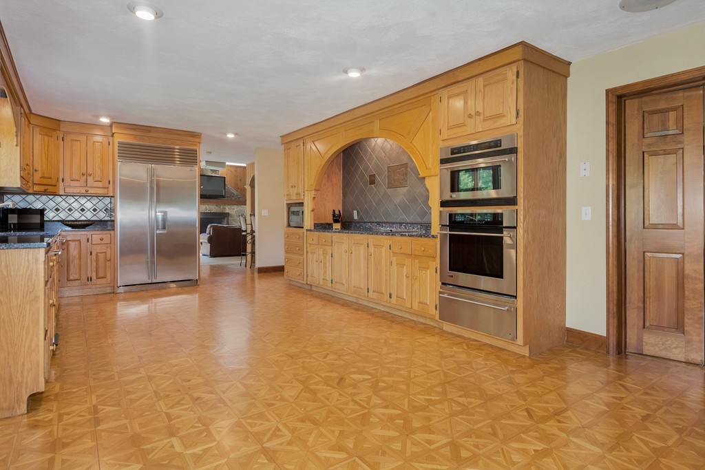 20 Seten Circle Andover, MA 01810 - Photo 9 of 25