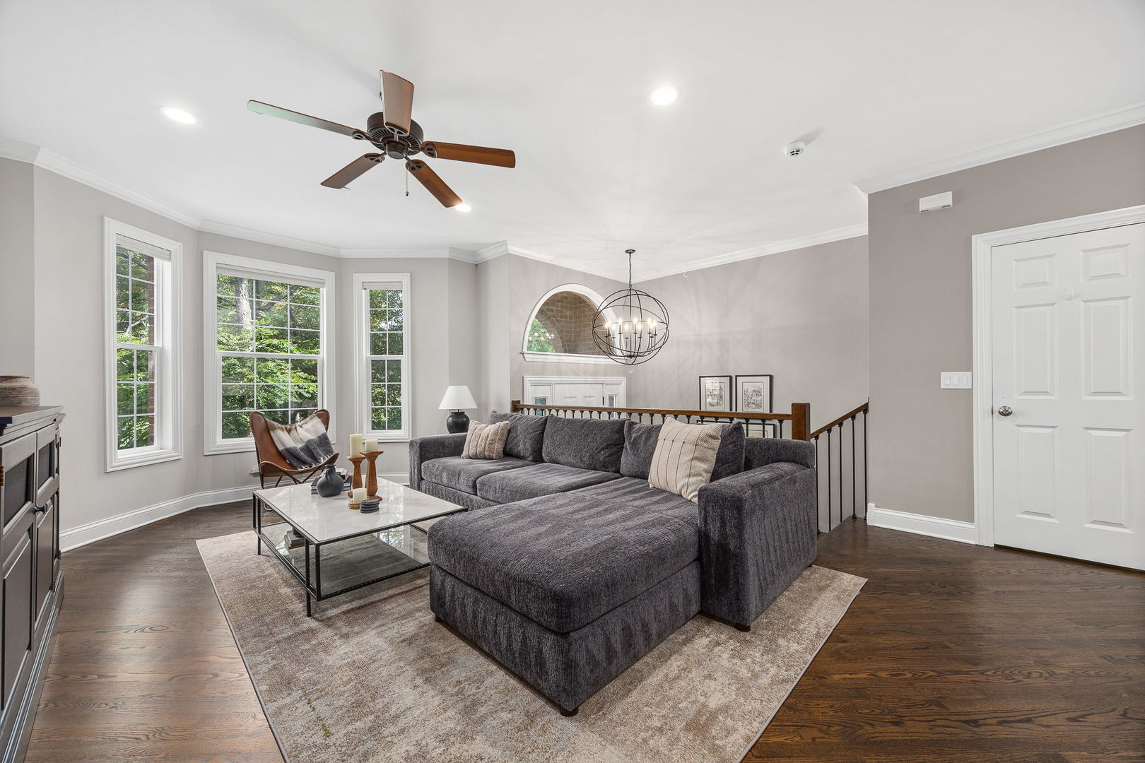 822 Shandrew Drive Naperville, IL 60540 - Photo 8 of 37