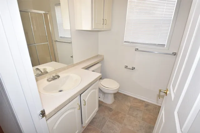 $1,295 | 10010 Sugarvine Lane, Tomball, TX 77375