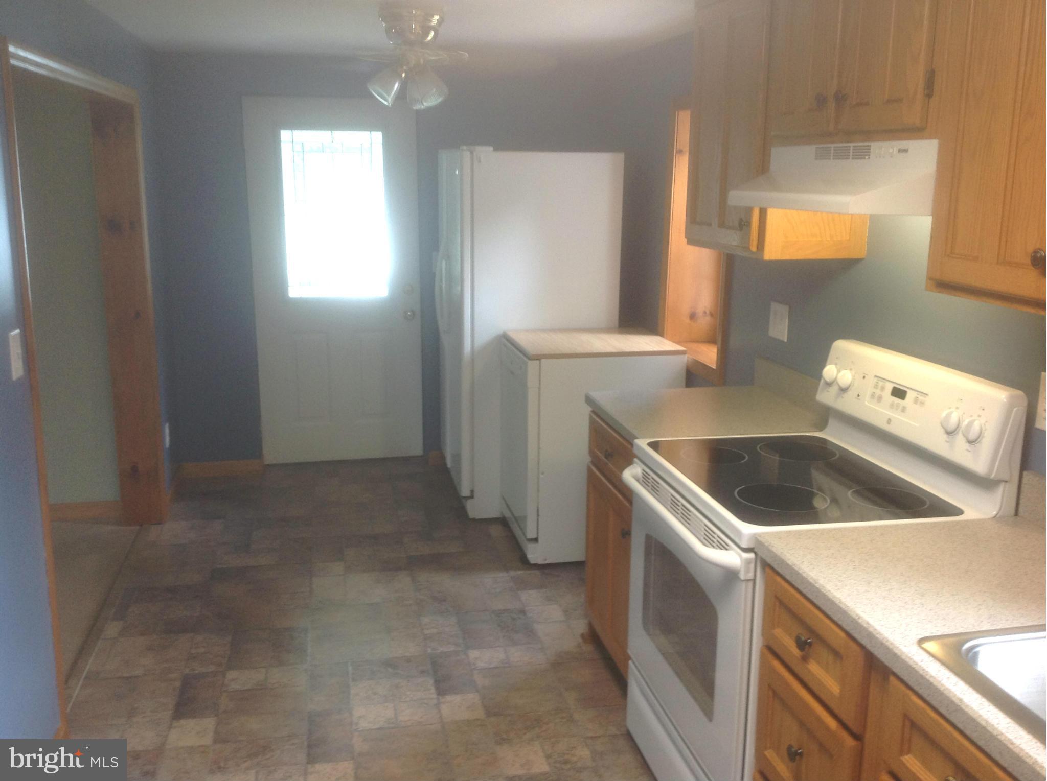 8019 Rocky Ridge Road Thurmont, MD 21788 - Photo 3 of 23 Kitchen