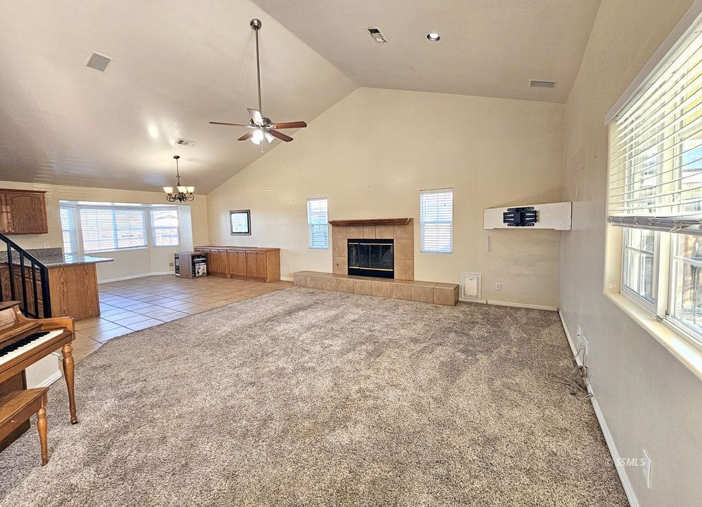 804 West Bataan Avenue Ridgecrest, CA 93555 - Photo 11 of 50