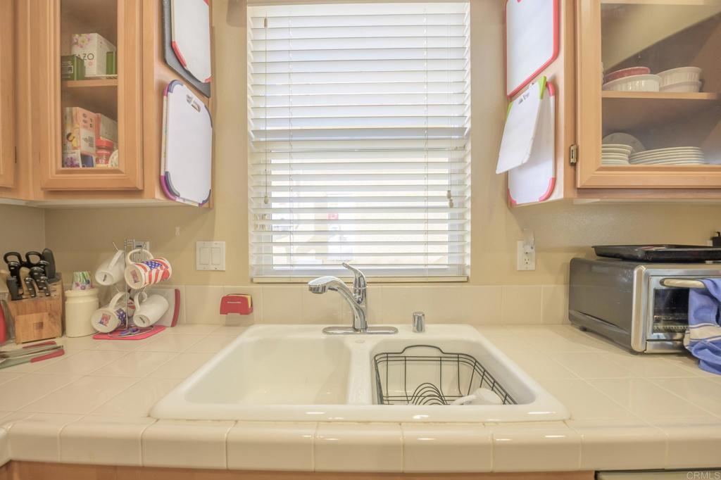 1451 Montage Escondido, CA 92029 - Photo 4 of 17 a bathroom with a bathtub and a sink
