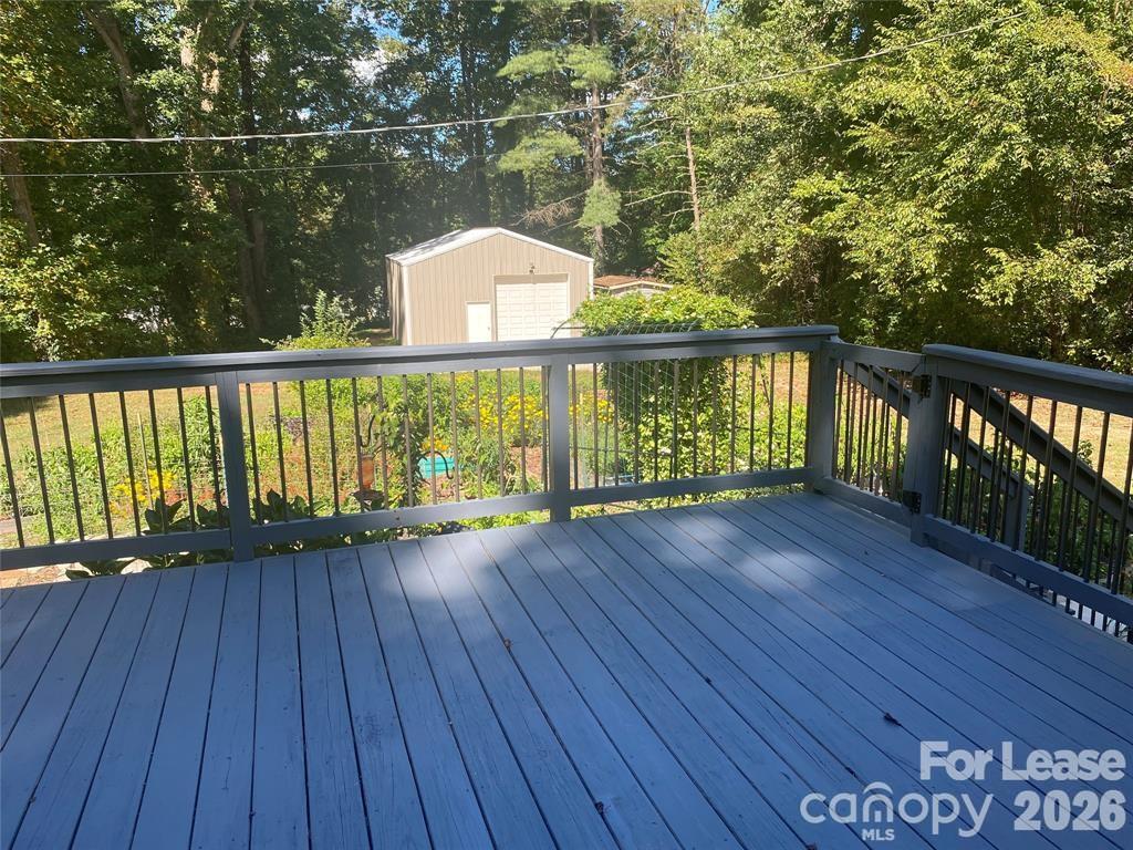 1320 Jamestown Road Morganton, NC 28655 - Photo 11 of 15