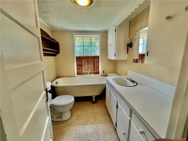 $72,000 | 205 North 13th Street, Oakdale, LA 71463