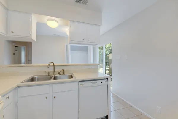 $1,400 | 12603 Teague Trail, Unit B, Austin, TX 78729
