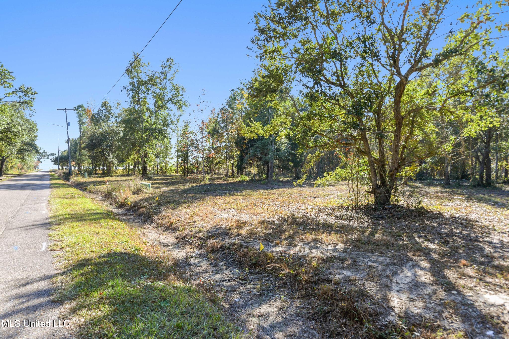 105 Live Oak Way Pass Christian, MS 39571 - Photo 8 of 10 048