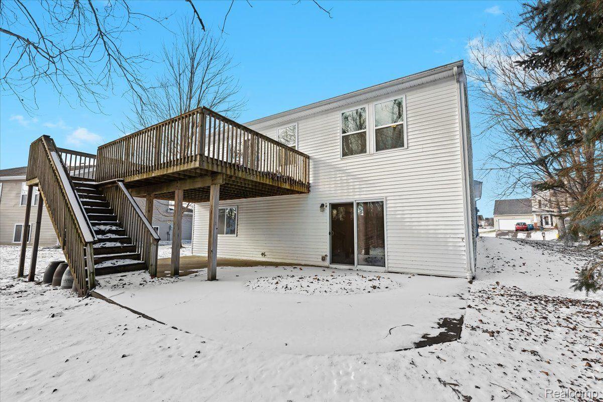 672 Hewitt Street Howell, MI 48843 - Photo 25 of 33 Gallery Image 25