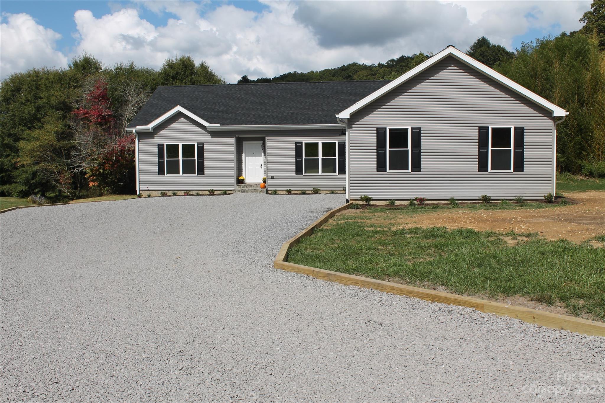 a view of house and outdoor space