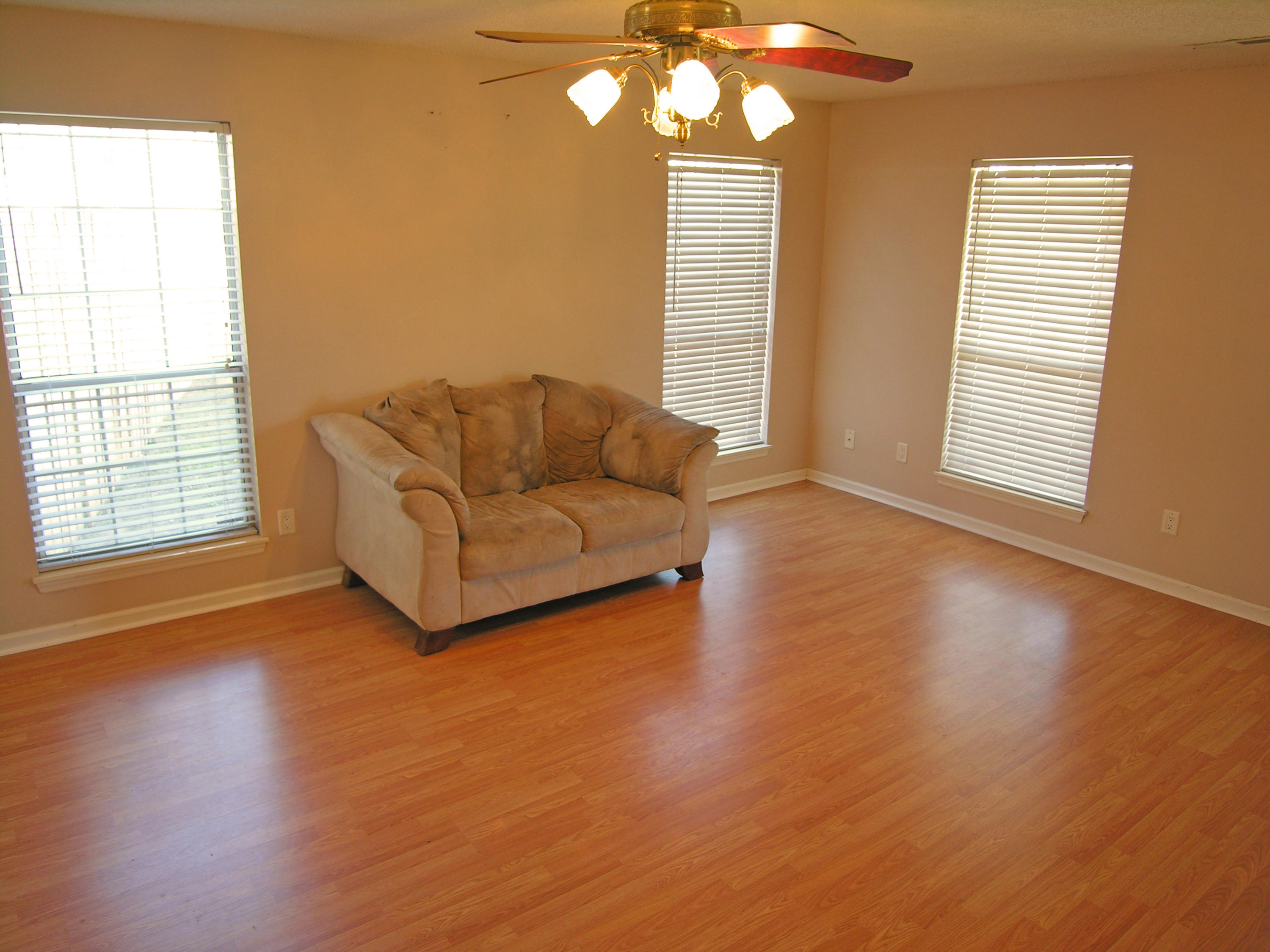 116 Alcester Road Goose Creek, SC 29445 - Photo 5 of 21 DSCN6361