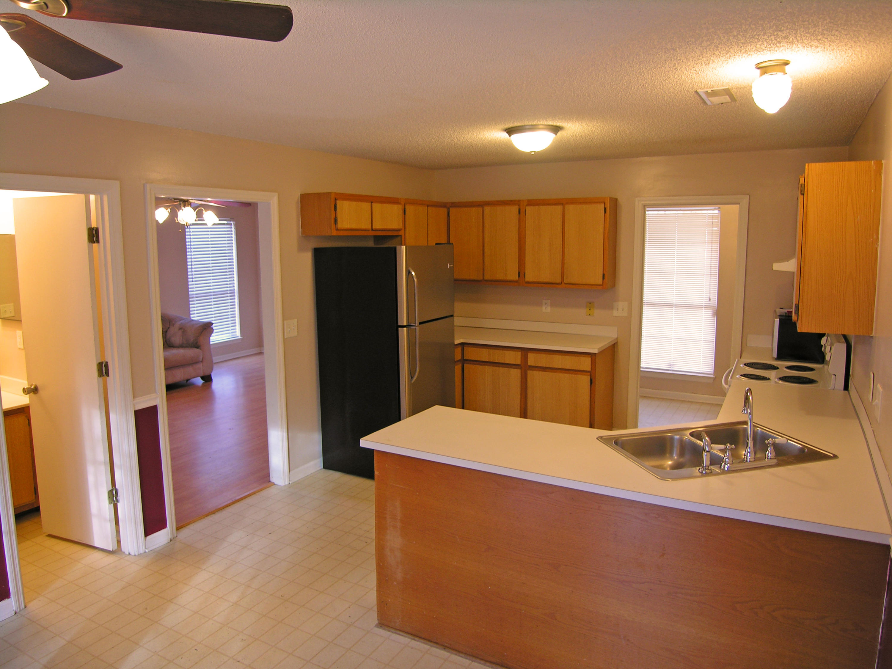 116 Alcester Road Goose Creek, SC 29445 - Photo 8 of 21 DSCN6303