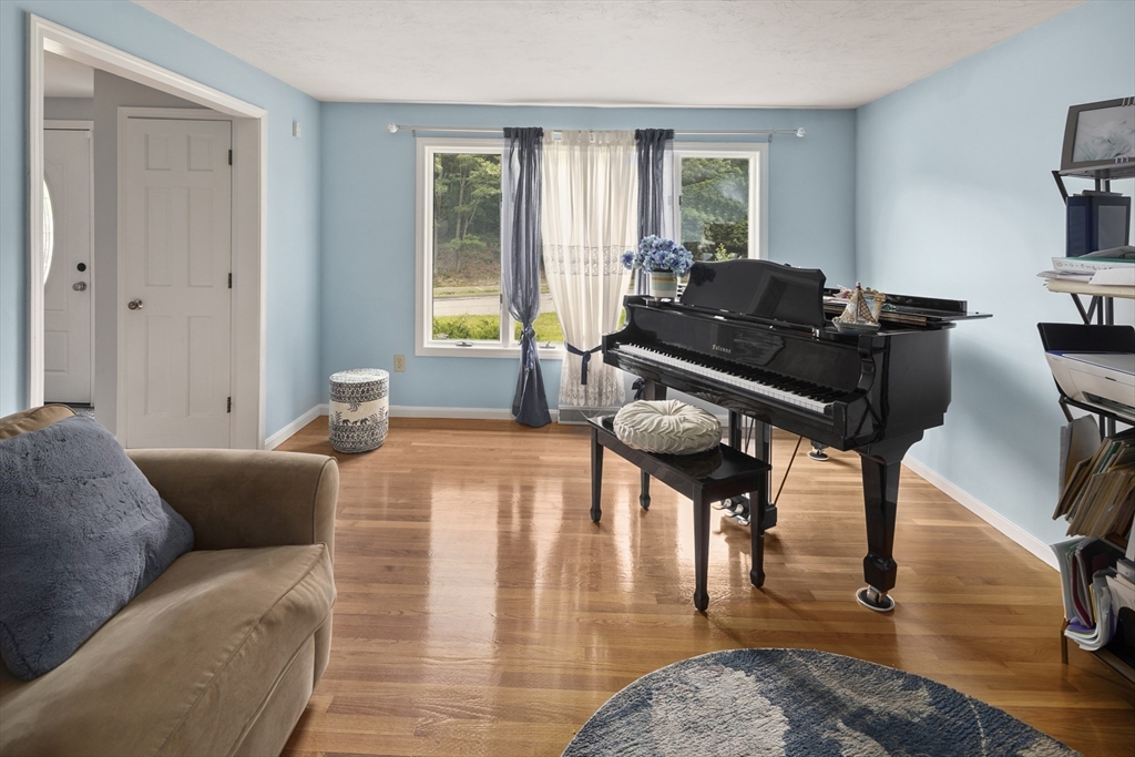 15 Juniper Road Sharon, MA 02067 - Photo 16 of 42