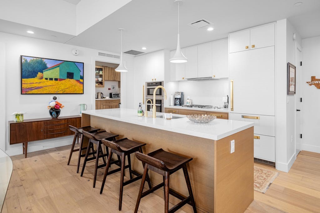 70 Rainey Street, Unit 1306 Austin, TX 78701 - Photo 8 of 27 Kitchen