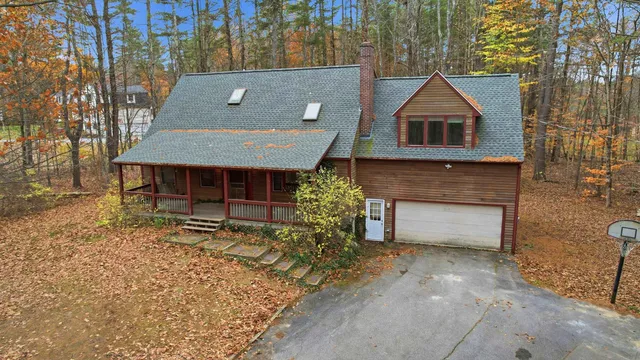 $699,900 | 7 Bartlett Road, Brentwood, NH 03833