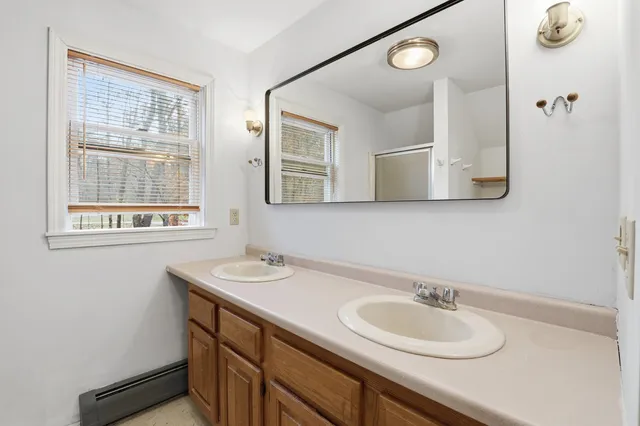 $699,900 | 7 Bartlett Road, Brentwood, NH 03833