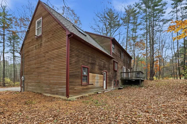 $699,900 | 7 Bartlett Road, Brentwood, NH 03833