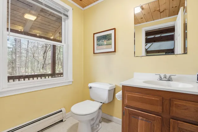 $699,900 | 7 Bartlett Road, Brentwood, NH 03833