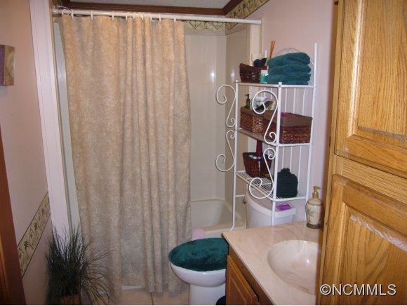 451 Don Felmet Road Marshall, NC 28753 - Photo 11 of 24 Gallery Image 11
