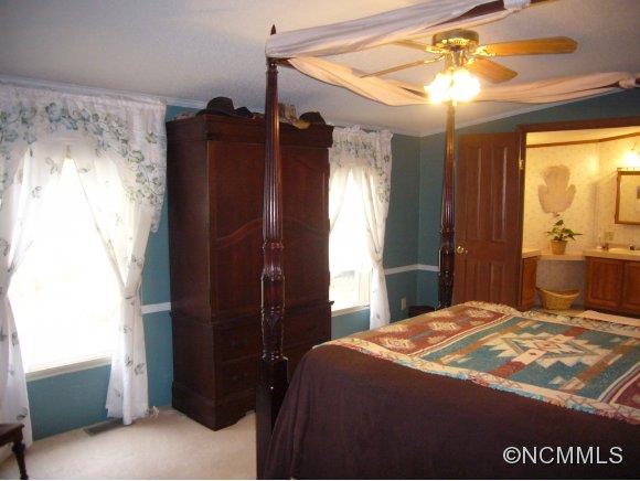 451 Don Felmet Road Marshall, NC 28753 - Photo 5 of 24 Gallery Image 5