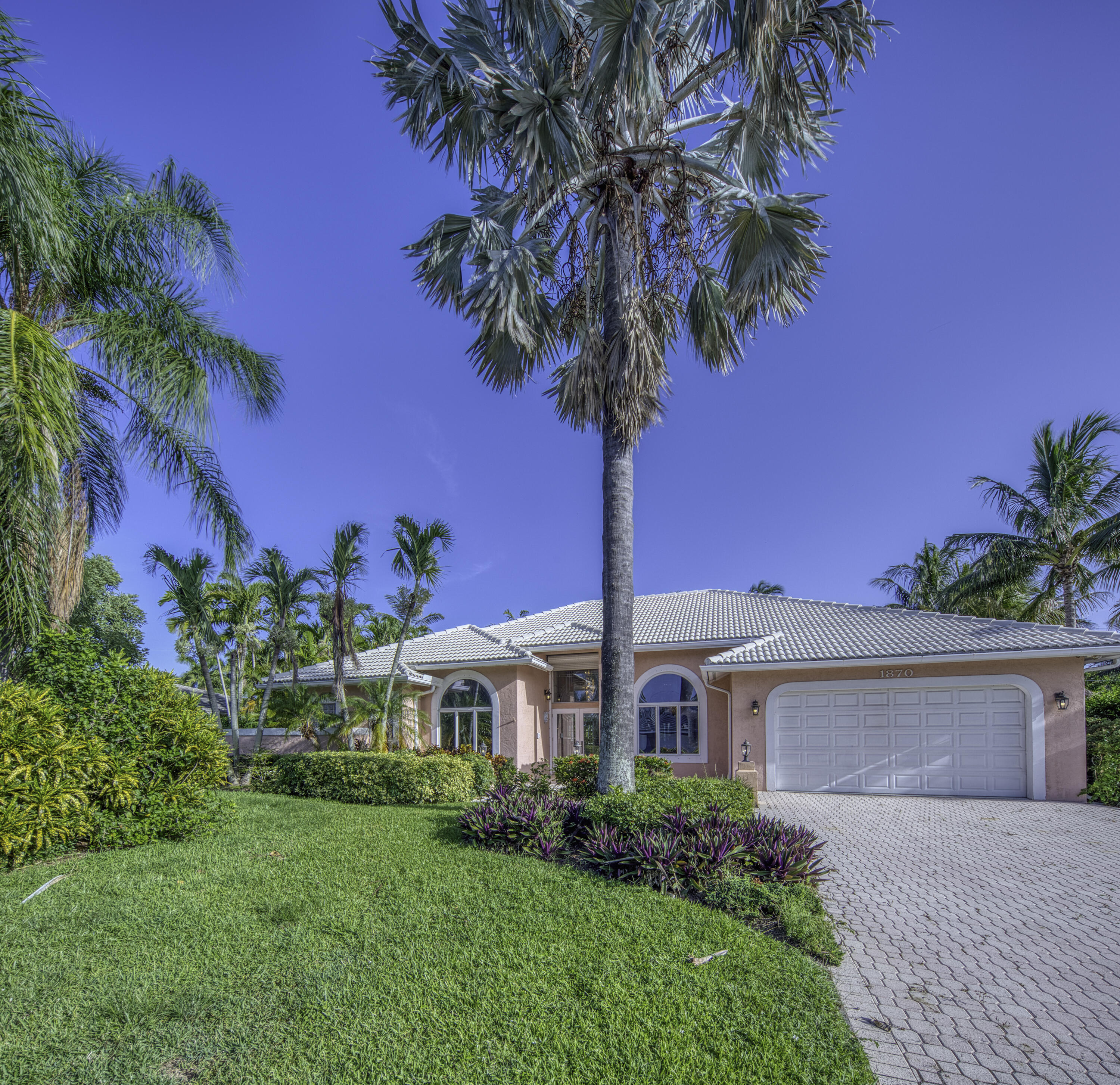 1870 Mediterranean Road West Lake Clarke Shores, FL 33406 - Photo 44 of 62 4R7A9484_hdr_panorama