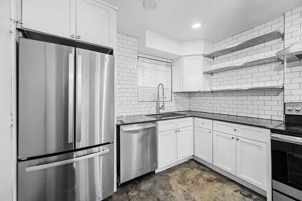 $999 | 3601 North 15th Avenue, Unit 4, Phoenix, AZ 85015