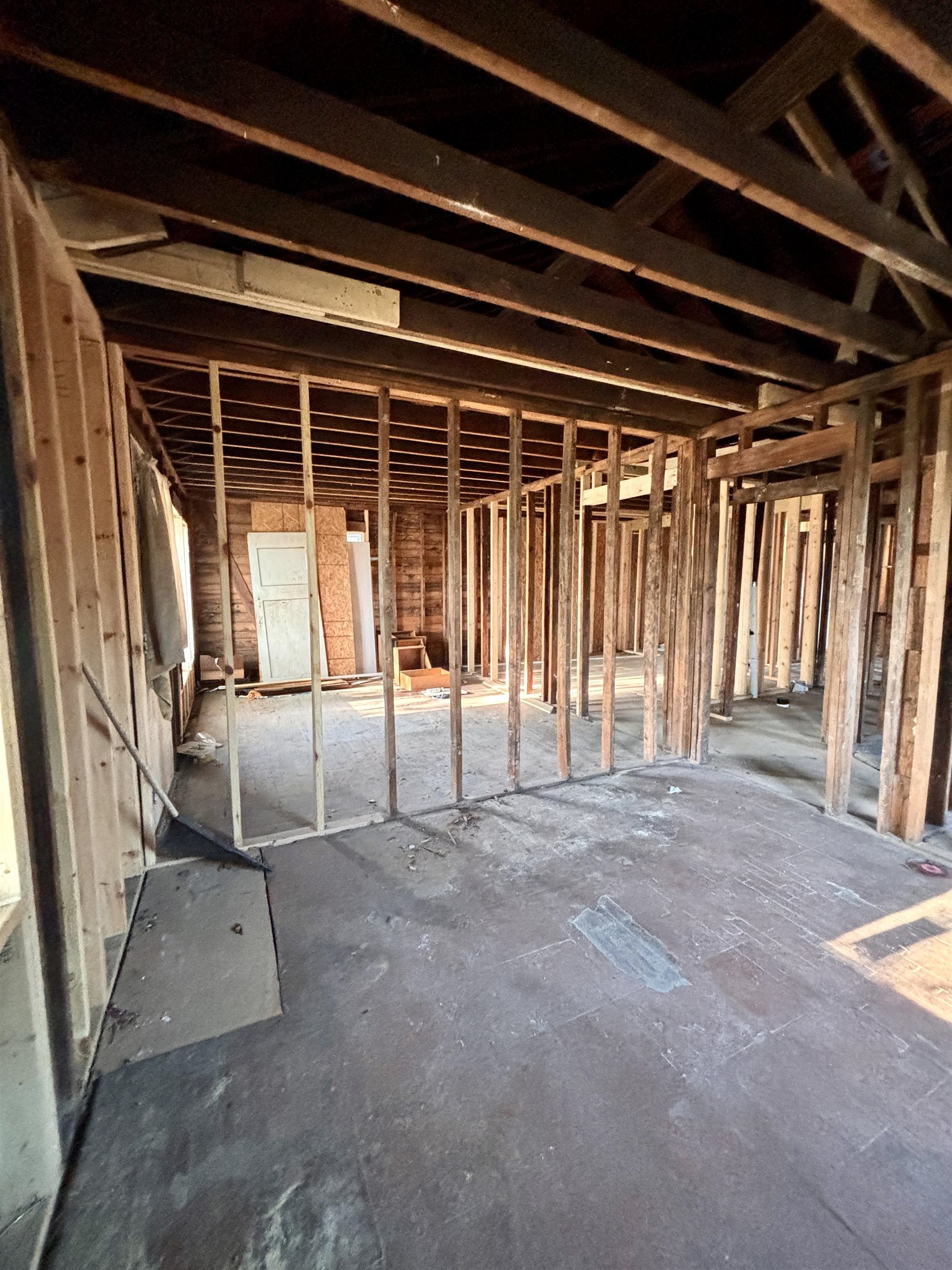 2136 Rile Street Memphis, TN 38109 - Photo 9 of 17 View of miscellaneous room