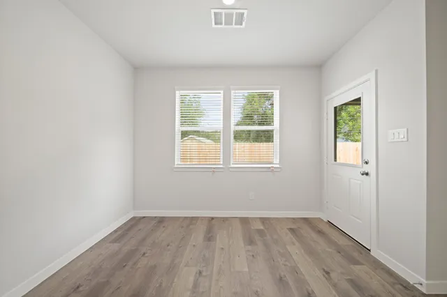 $284,900 | 3609 Crawford Street, Bay City, TX 77414