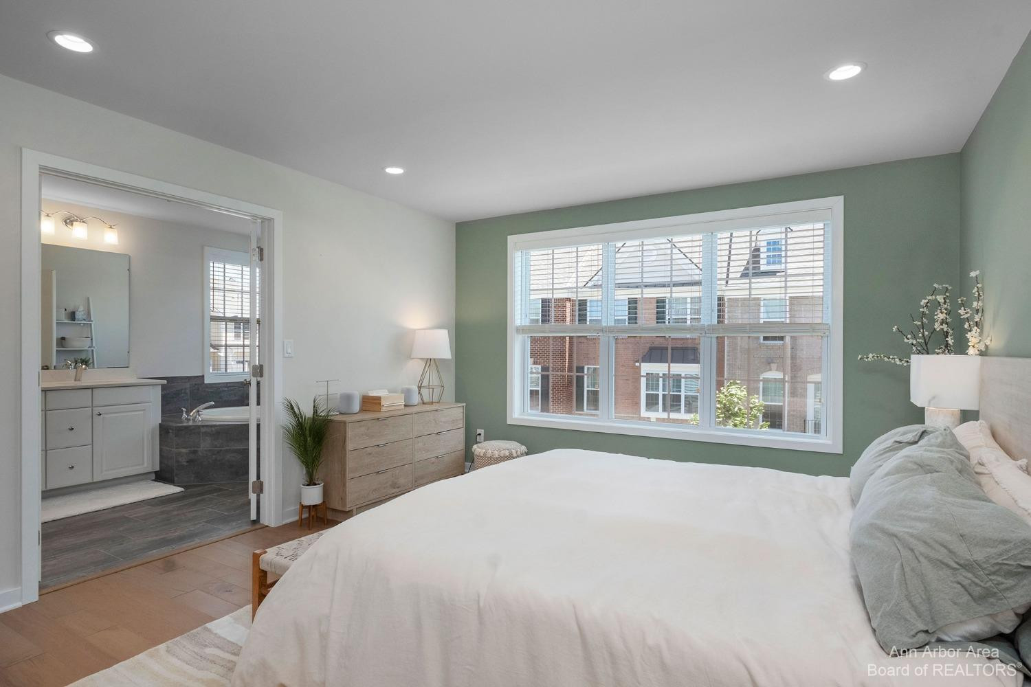 2837 Ridington Road Ann Arbor, MI 48105 - Photo 19 of 38 Photo 19