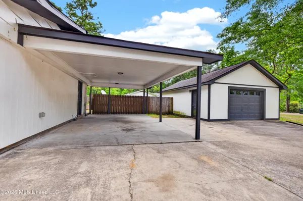 $225,000 | 1604 Williams Drive, Leakesville, MS 39451