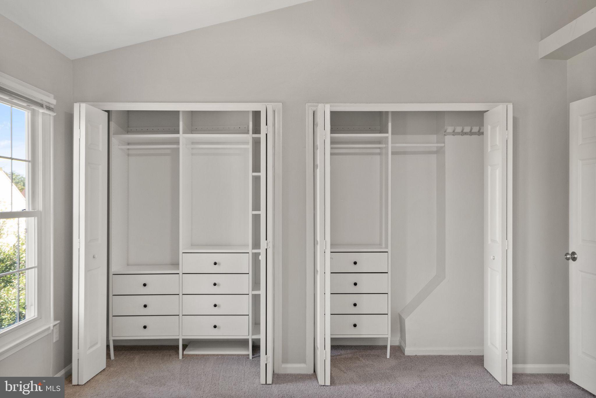 43593 Blacksmith Square Ashburn, VA 20147 - Photo 18 of 37 Custom Closets