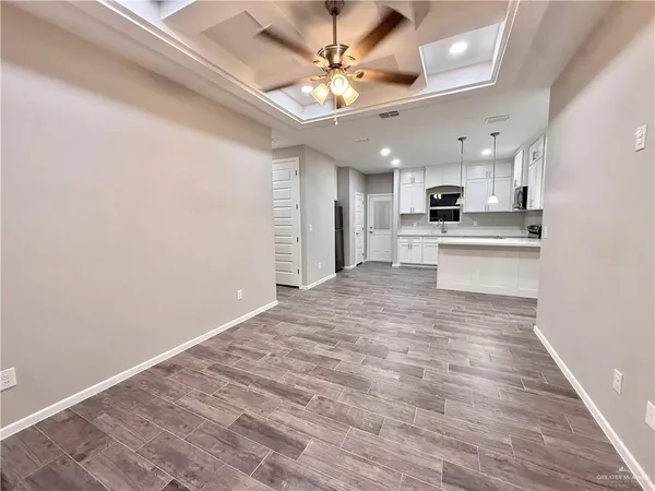 $1,350 | 509 North Alexandrite Avenue, Unit 3, Edinburg, TX 78539