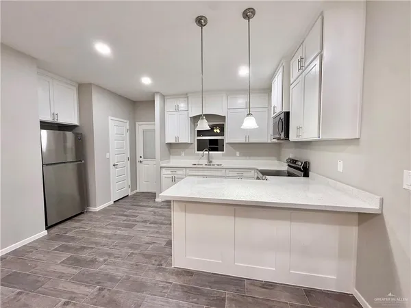 $1,350 | 509 North Alexandrite Avenue, Unit 3, Edinburg, TX 78539