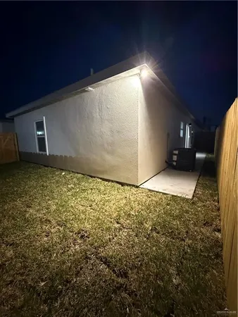 $1,350 | 509 North Alexandrite Avenue, Unit 3, Edinburg, TX 78539