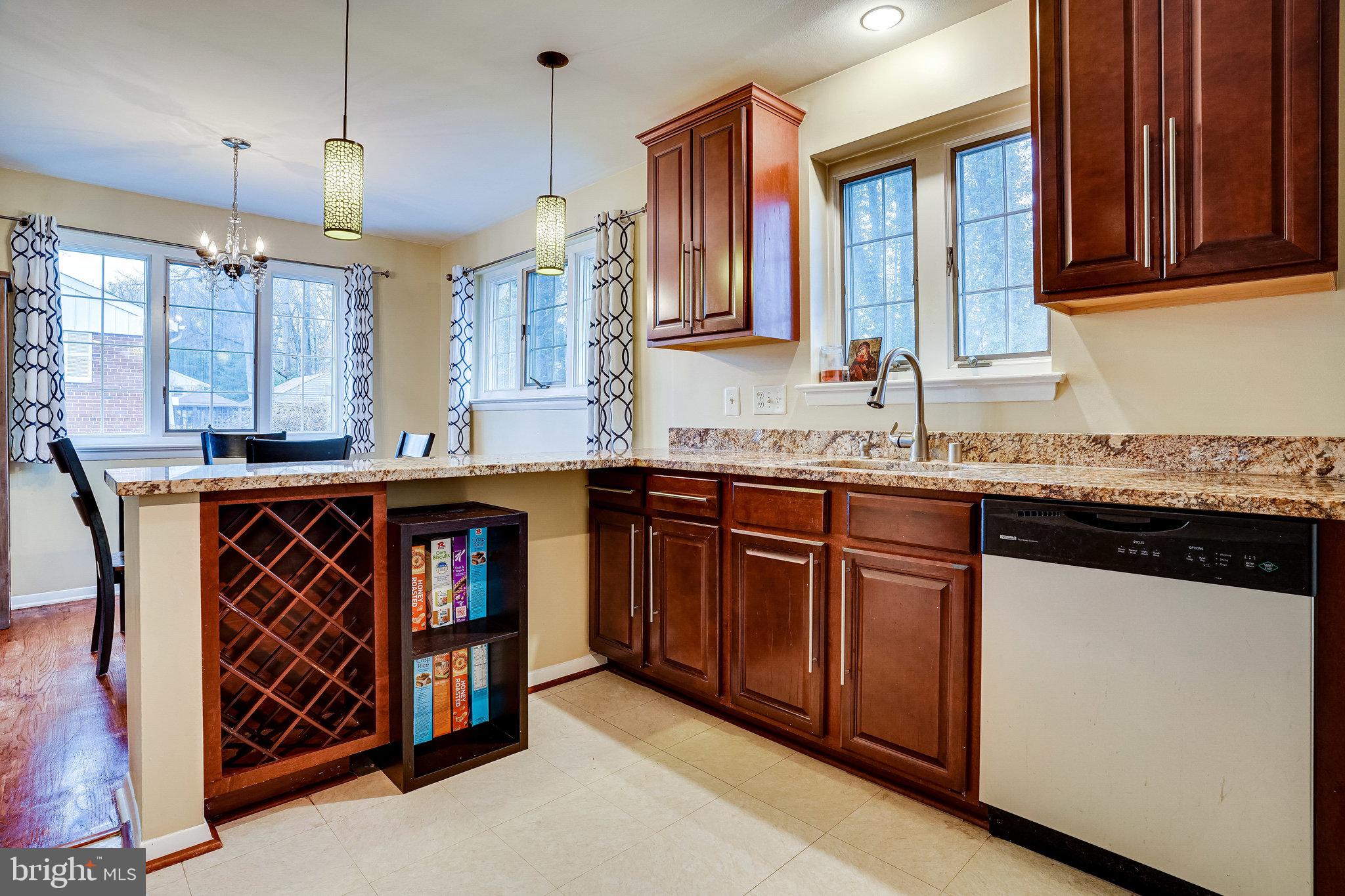 7414 Jervis Street Springfield, VA 22151 - Photo 10 of 25 Gallery Image 10