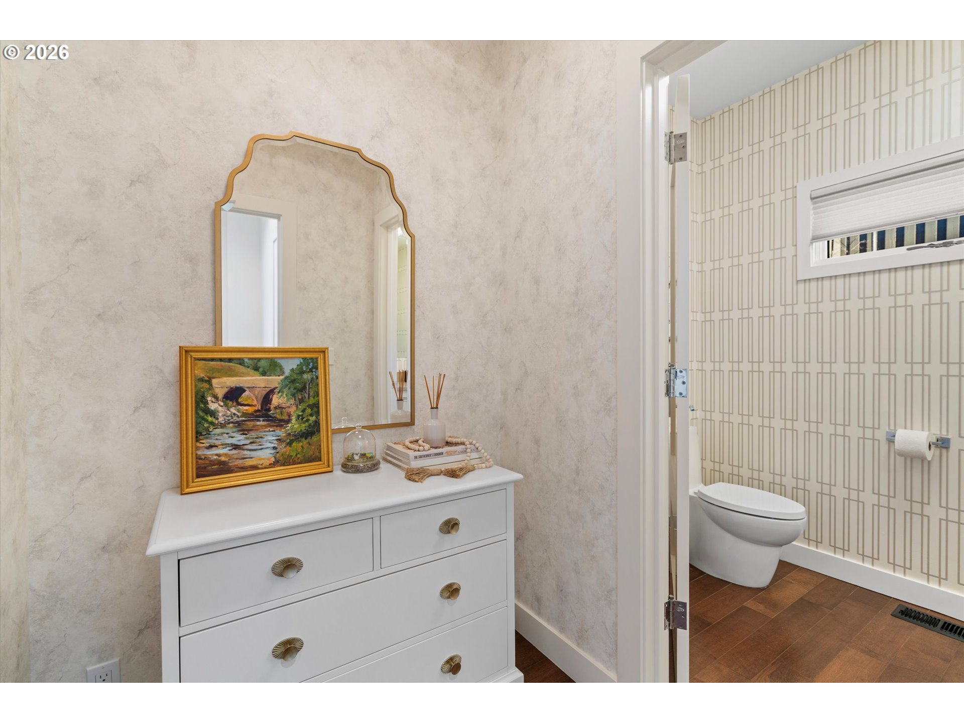 72 Nansen Summit Lake Oswego, OR 97035 - Photo 24 of 48 a bathroom with a toilet sink and mirror