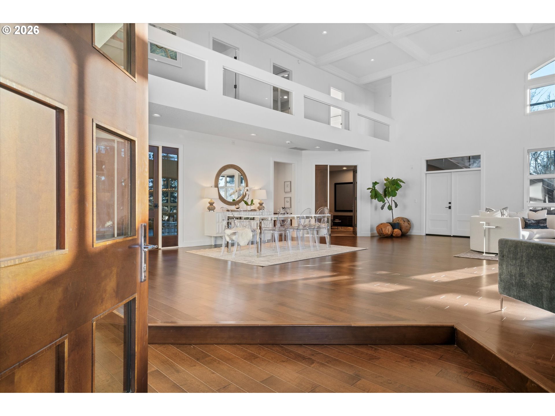 72 Nansen Summit Lake Oswego, OR 97035 - Photo 4 of 48 a view of living room and kitchen
