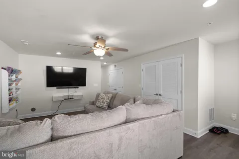 $420,000 | 11279 St Luke Drive, White Plains, MD 20695