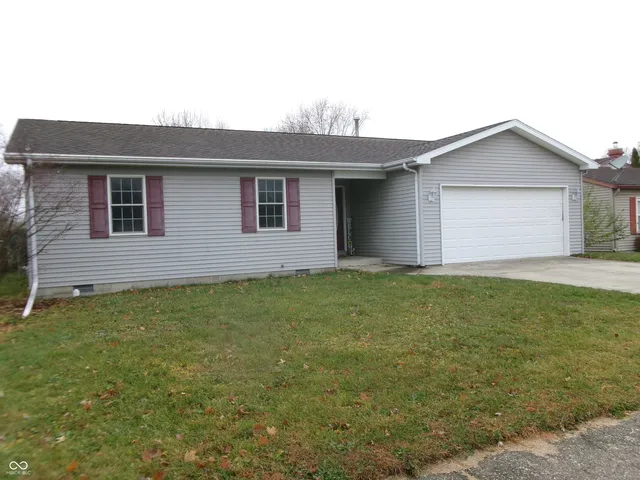 $205,000 | 325 Fairlane Drive, Crawfordsville, IN 47933