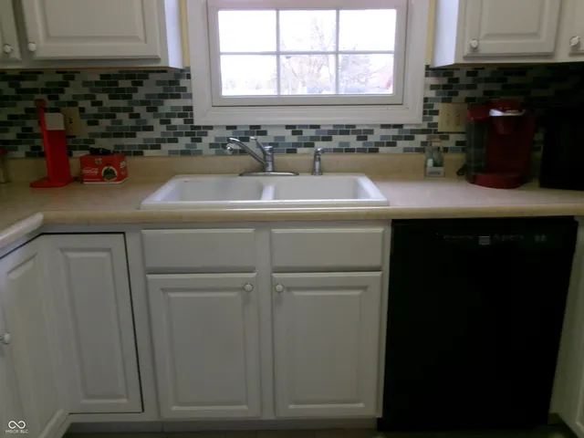 $205,000 | 325 Fairlane Drive, Crawfordsville, IN 47933