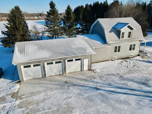 $494,900 | N815 Navarino Road, Shiocton, WI 54170