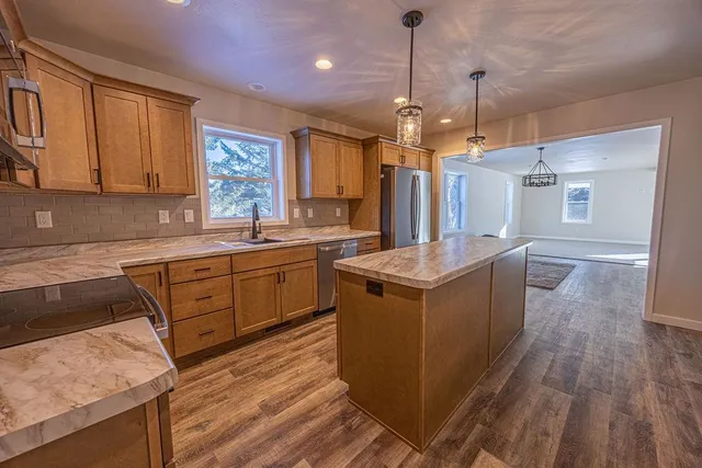 $524,900 | N815 Navarino Road, Shiocton, WI 54170