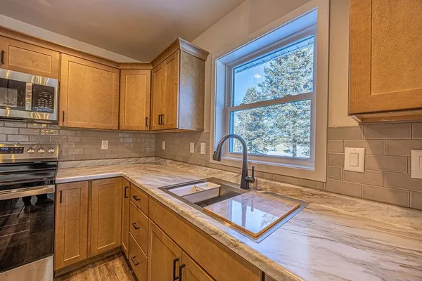 $494,900 | N815 Navarino Road, Shiocton, WI 54170