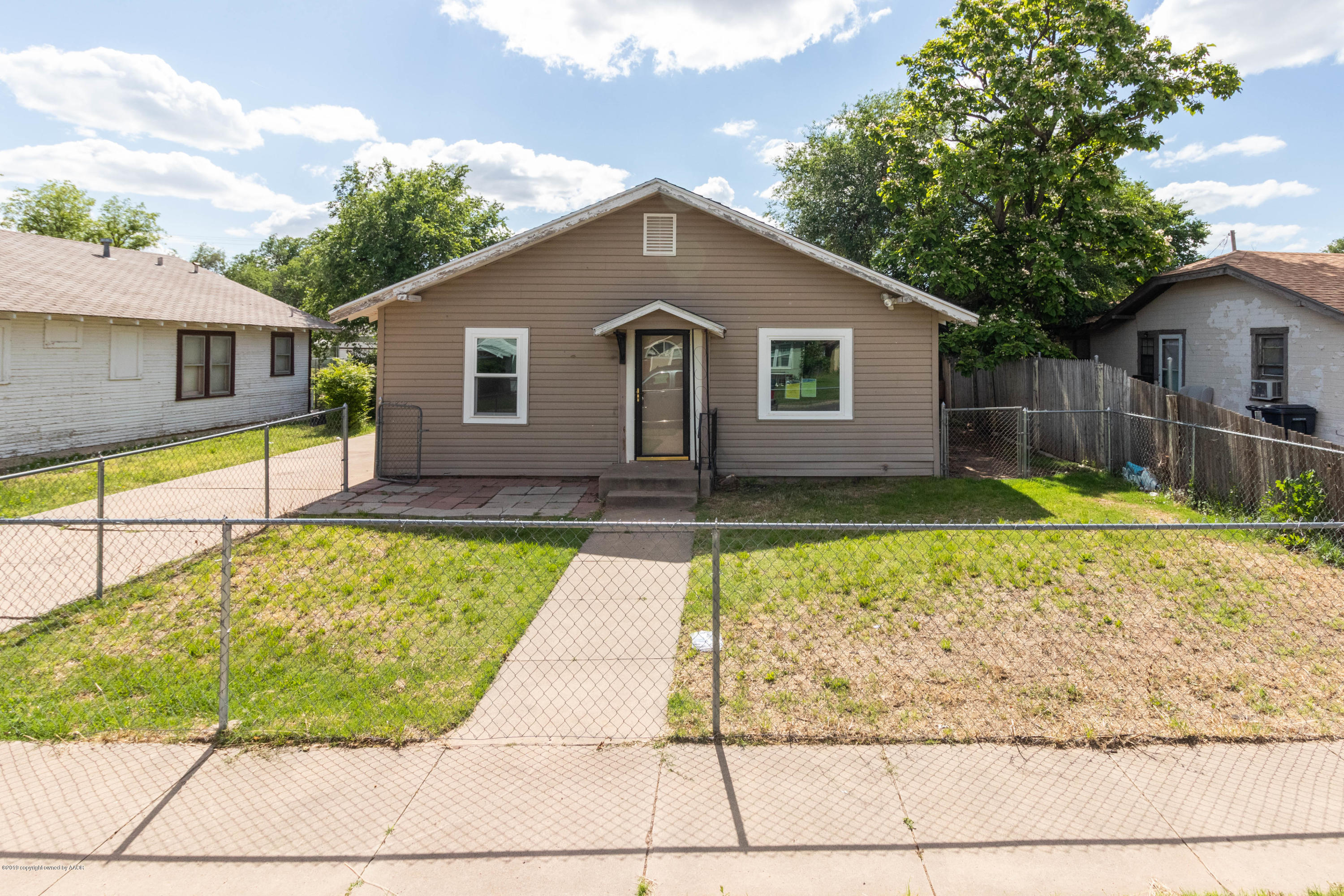 4002 South Harrison Street Amarillo, TX 79110 - Photo 1 of 21 a house view with a outdoor space