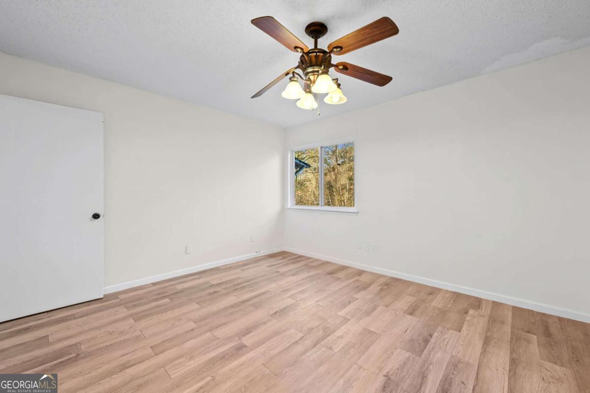 579 Northridge Road Atlanta, GA 30350 - Photo 17 of 30