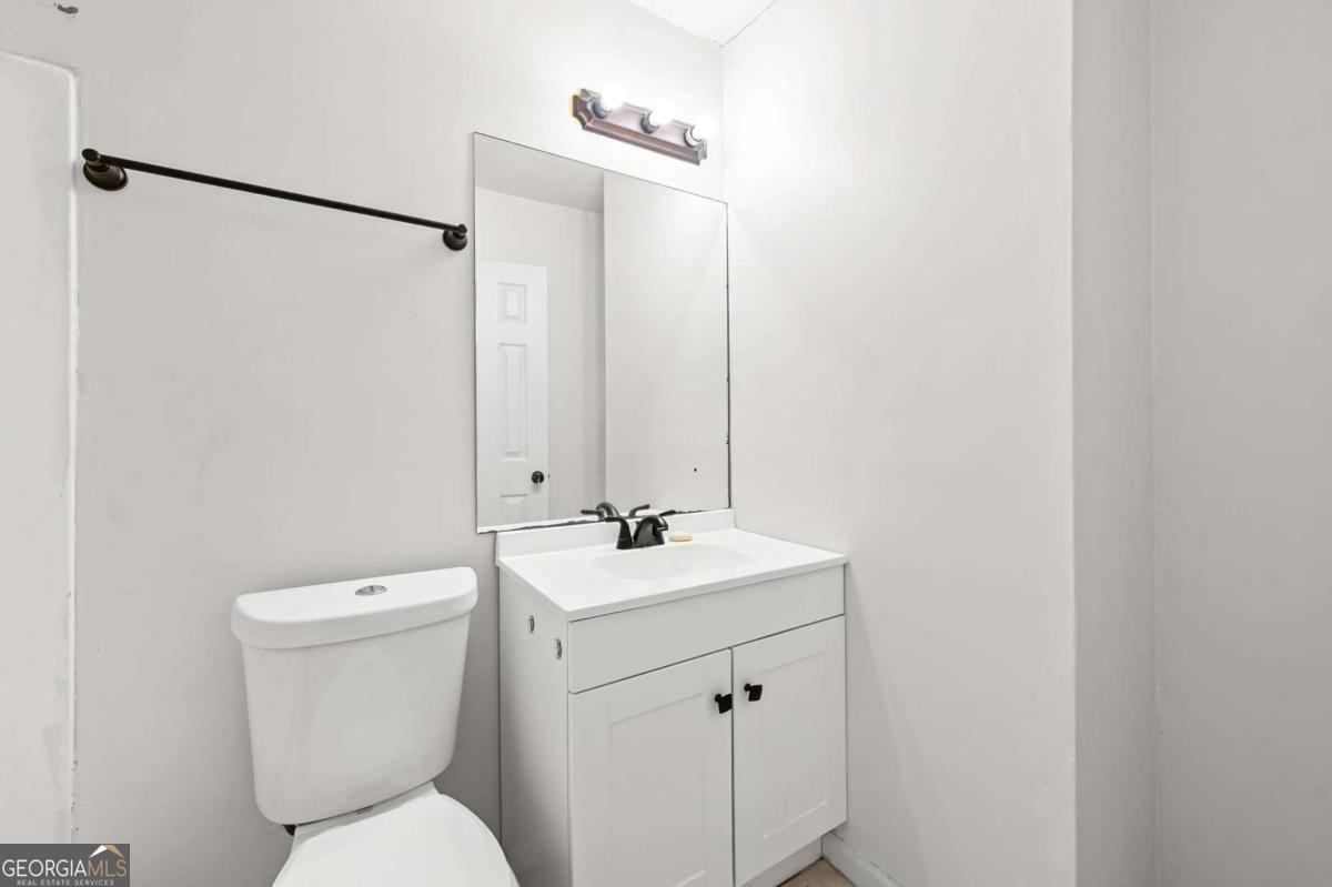 579 Northridge Road Atlanta, GA 30350 - Photo 19 of 30