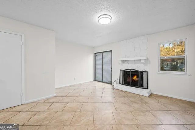 $1,800 | 579 Northridge Road, Atlanta, GA 30350