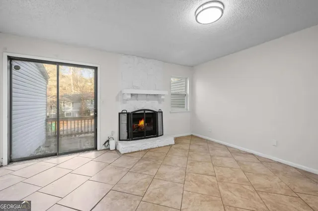 $1,800 | 579 Northridge Road, Atlanta, GA 30350