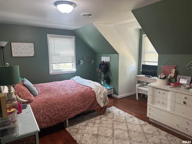 $299,000 | 37 Westwood Lane, Murphysboro, IL 62966