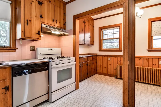 $599,900 | 85 Barber Road, Framingham, MA 01702