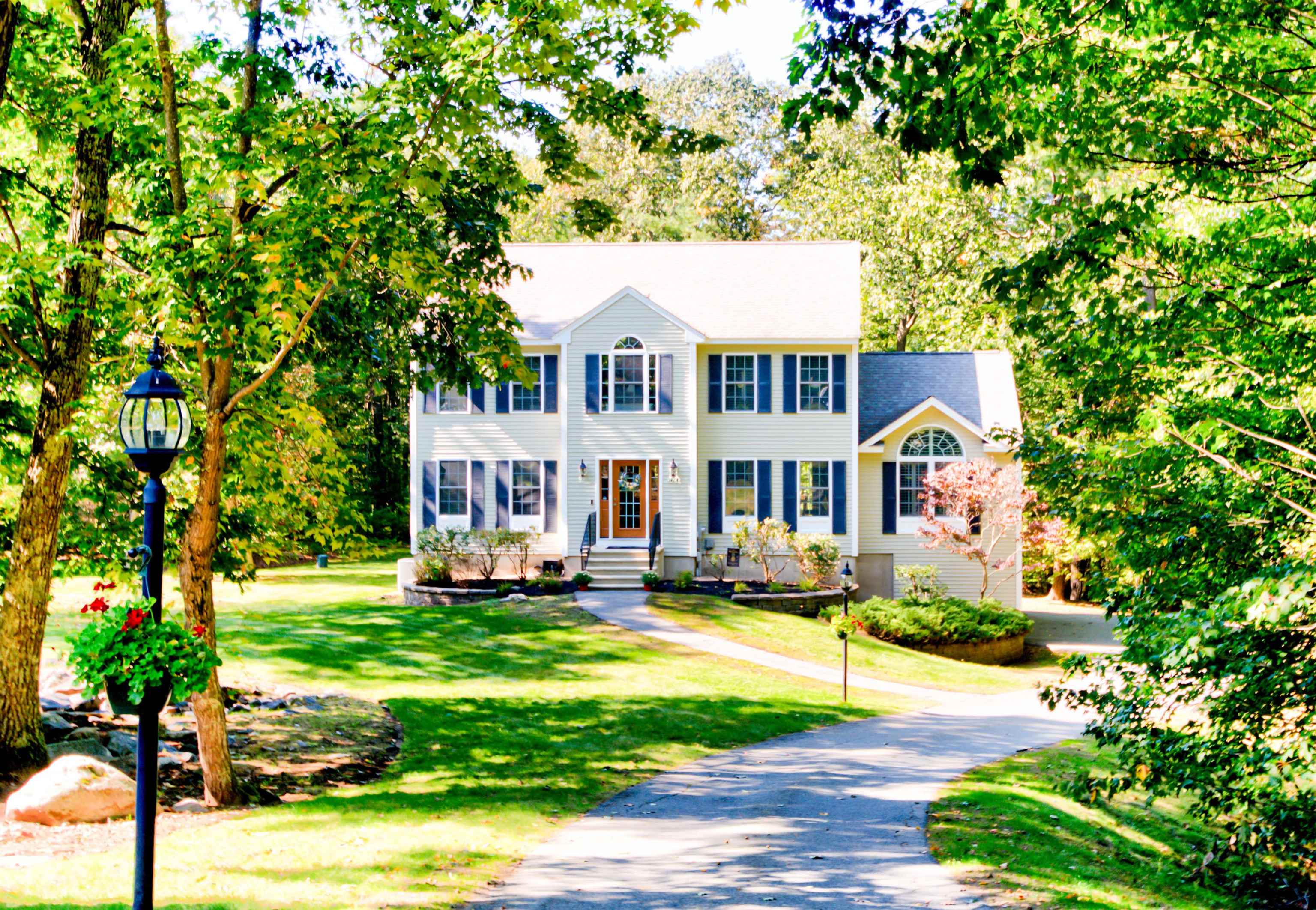 31 Fletcher Road Windham, NH 03087 - Photo 1 of 38