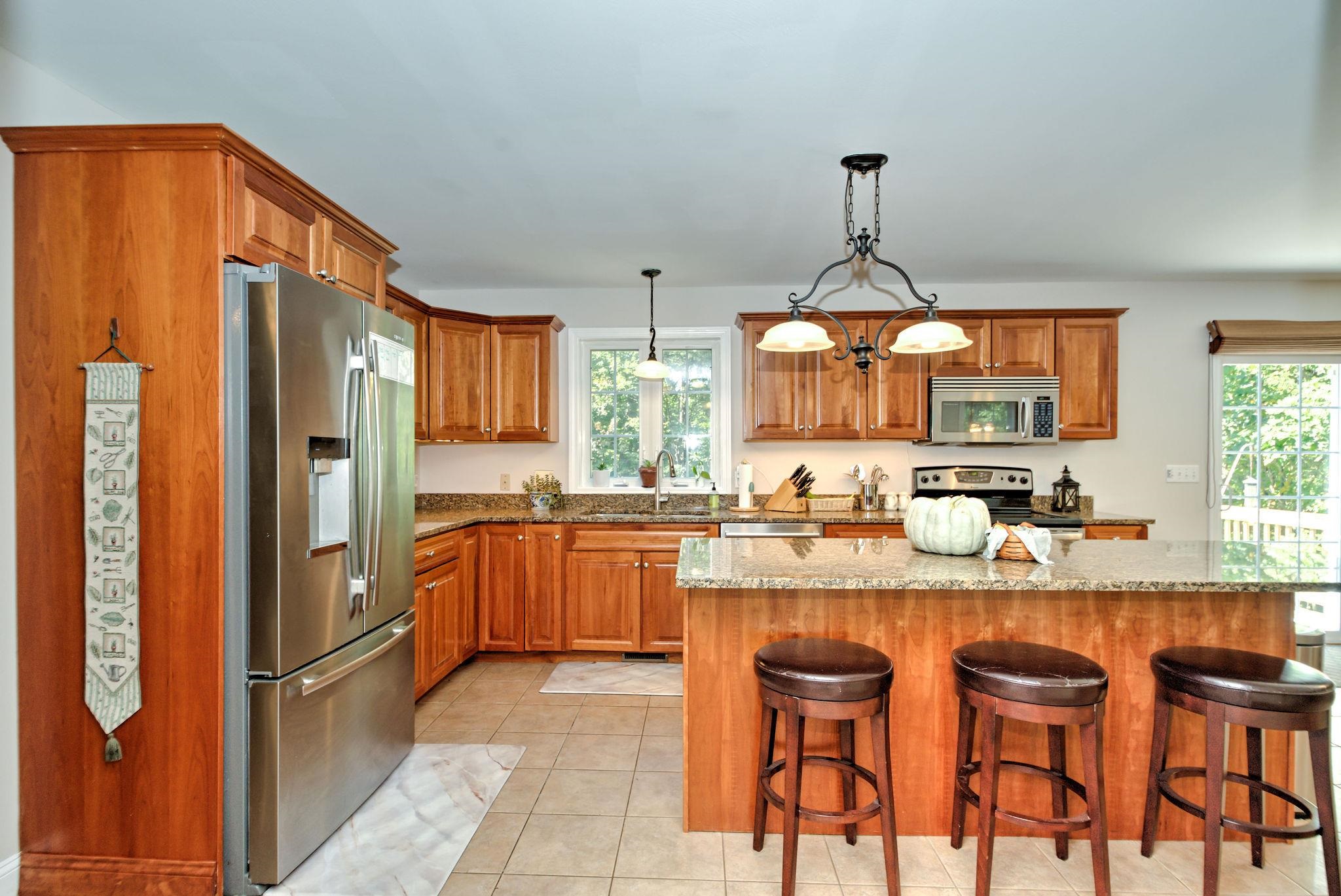 31 Fletcher Road Windham, NH 03087 - Photo 13 of 38